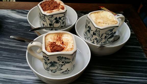Giảng Cafe - Cafe Trứng Sữa, Ngõ 39 Nguyễn Hữu Huân,  Quận Hoàn Kiếm, Hà Nội